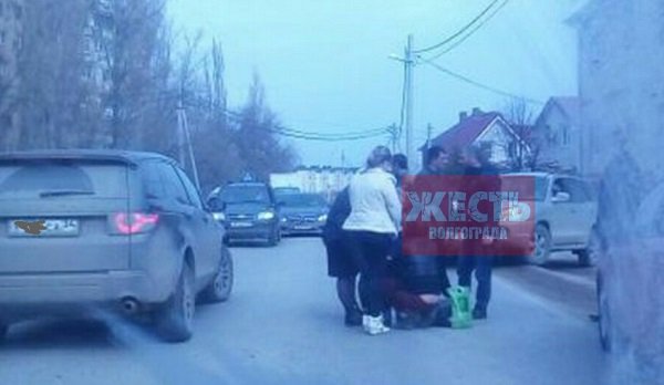 На западе Волгограда автоледи сбила 7-летнего ребенка