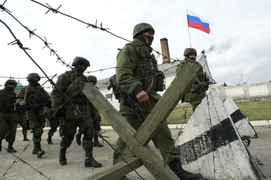 РФ начала отводить свои войска от украинской границы