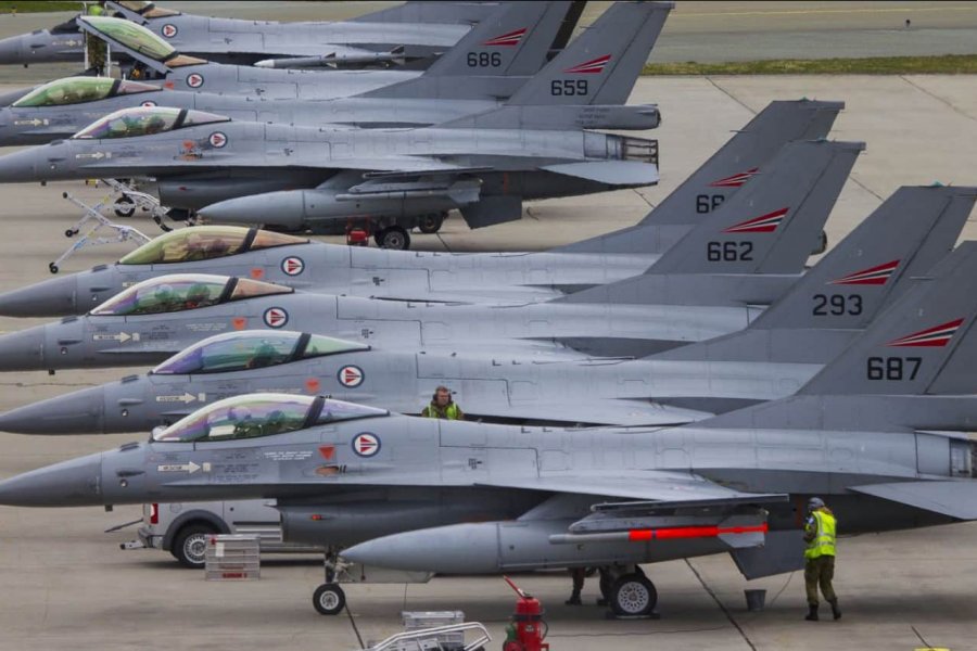 TV2: Норвегия тоже передаст Украине истребители F-16